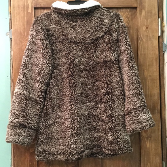 Plush pullover NWT - Picture 6 of 6